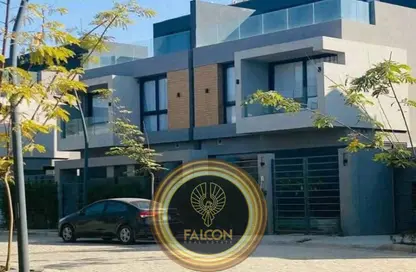 فيلا - 4 غرف نوم - 3 حمامات للبيع في الباتيو 5 - الباتيو - كمبوندات الشروق - مدينة الشروق - القاهرة
