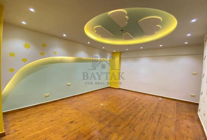 8223332 - Property Image 2