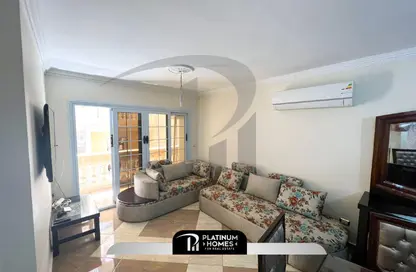 Apartment - 2 Bedrooms - 2 Bathrooms for sale in Al Hilton St. - Smouha - Hay Sharq - Alexandria