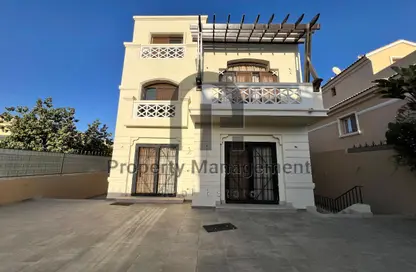 Villa - 6 Bedrooms - 5 Bathrooms for sale in Garden Residence - Hyde Park - New Cairo City - Cairo