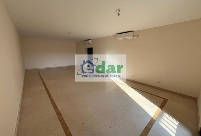 8441834 - Property Image 2