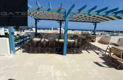 (بنتهاوس  (روف - 3 غرف نوم - 2 حمامات للبيع في ماونتن فيو راس الحكمة - راس الحكمة - الساحل الشمالي