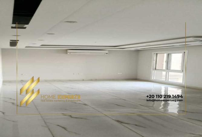 8044882 - Property Image 2