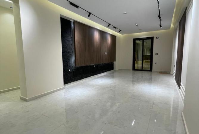 8370840 - الصورة الرئيسية للعقار