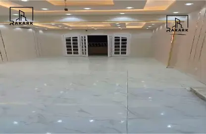 شقة - 3 غرف نوم - 2 حمامات للايجار في طريق جوزيف تيتو - النزهه الجديدة - النزهة - القاهرة