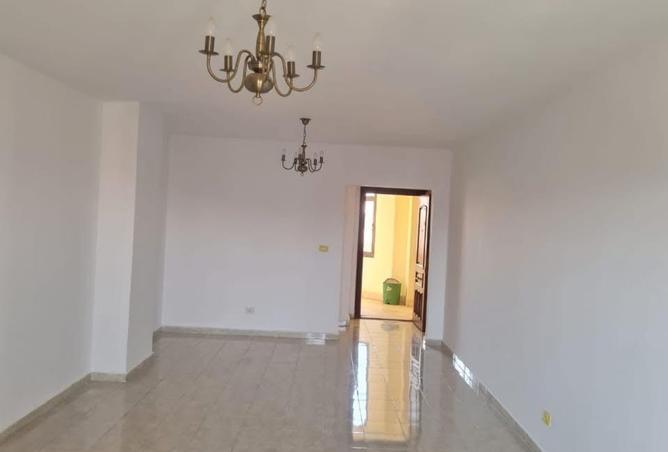 8452800 - Property Main Image