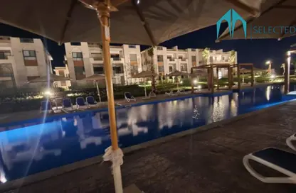 (بنتهاوس  (روف - 3 غرف نوم - 2 حمامات للبيع في جايا - راس الحكمة - الساحل الشمالي