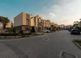 تاون هاوس - 4 غرف نوم - 4 حمامات للايجار في كمبوند البروج - كمبوندات الشروق - مدينة الشروق - القاهرة