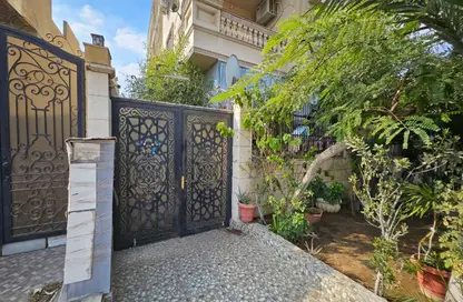 Duplex - 6 Bedrooms - 4 Bathrooms for sale in Doctor Mohamed Youssef St. - El Banafseg 7 - El Banafseg - New Cairo City - Cairo