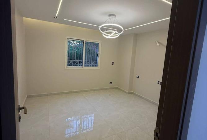 8302382 - Property Image 3