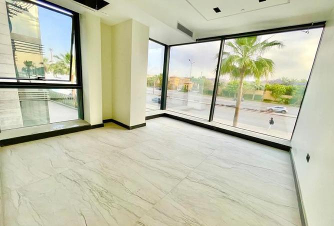 8477115 - Property Image 3