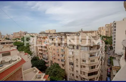 شقة - 3 غرف نوم - 4 حمامات للبيع في شارع السيدة سكينة إبنت الحسين - كفر عبده - رشدي - حي شرق - الاسكندرية