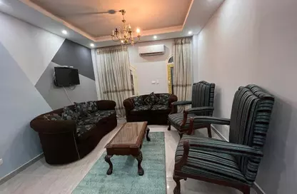 Apartment - 2 Bedrooms - 1 Bathroom for rent in Al Hay Al Thalith St. - 3rd District - 6 October City - Giza