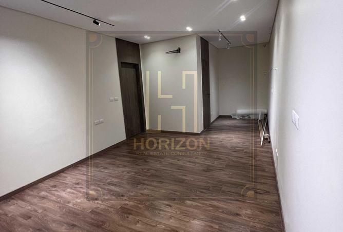 8243940 - Property Image 2