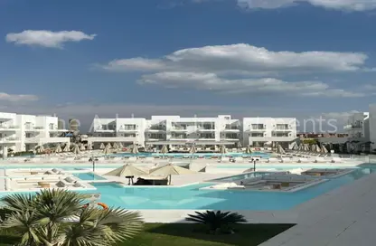 Chalet - 2 Bedrooms - 2 Bathrooms for sale in Azha North - Ras Al Hekma - North Coast