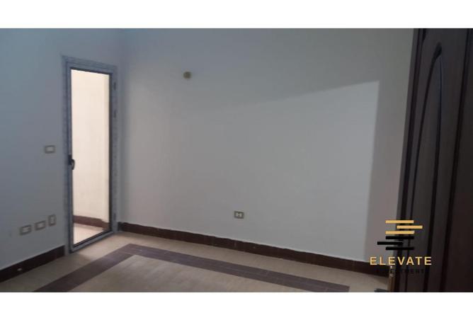 8216384 - Property Image 3