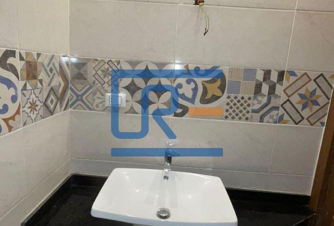 8233194 - Property Image 3