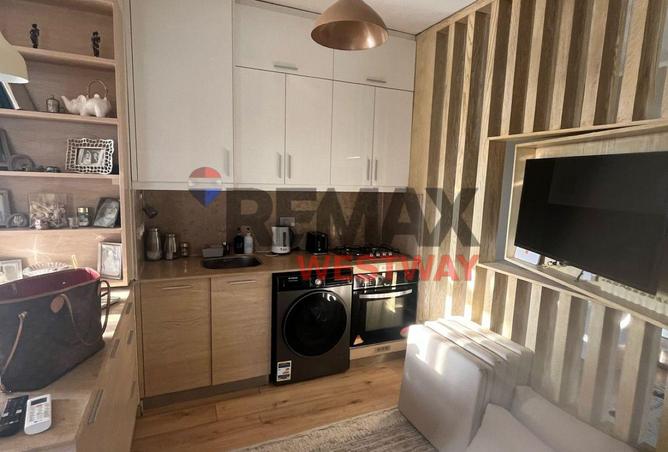 8327047 - Property Image 3