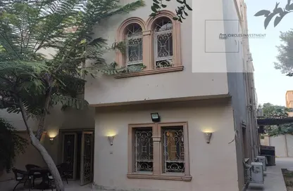 منزل مزدوج - 5 غرف نوم - 4 حمامات للايجار في جرينز - الحي السادس - الشيخ زايد - الجيزة