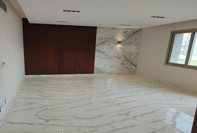 8194475 - Property Image 2