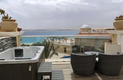 فيلا - 5 غرف نوم - 6 حمامات للبيع في نايا باي - راس الحكمة - الساحل الشمالي
