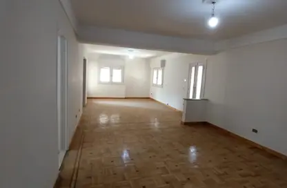 Apartment - 3 Bedrooms - 2 Bathrooms for rent in Al Horeya St. - Almazah - Heliopolis - Masr El Gedida - Cairo