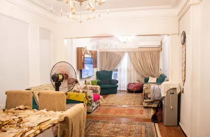 Apartment - 2 Bedrooms - 1 Bathroom for sale in Abdel Halim Mahmoud St. - El Mandara - Hay Than El Montazah - Alexandria