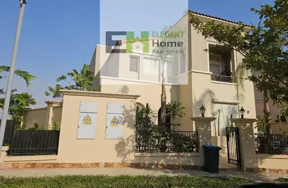 Villa - 6 Bedrooms - 4 Bathrooms for rent in Levana - Uptown Cairo - Mokattam - Cairo