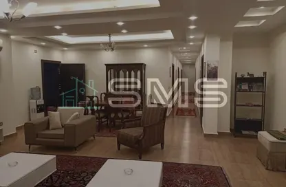Apartment - 3 Bedrooms - 1 Bathroom for rent in Area G - Ganoob El Acadimia - New Cairo City - Cairo