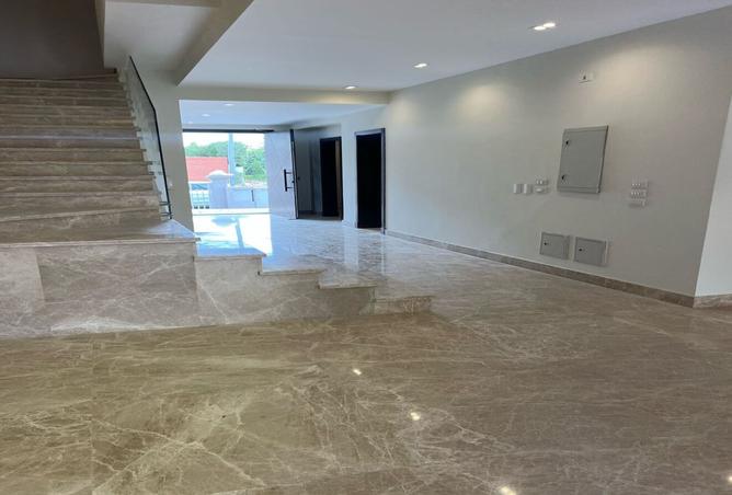 8046916 - Property Image 2