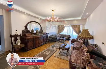 شقة - 2 غرف نوم - 2 حمامات للبيع في سابا باشا - حي شرق - الاسكندرية