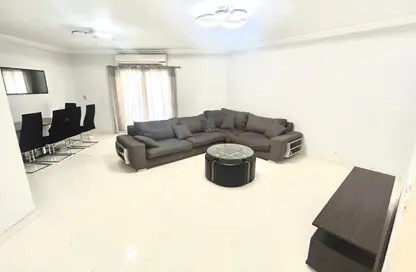 Apartment - 2 Bedrooms - 2 Bathrooms for rent in El Rehab Extension - Al Rehab - New Cairo City - Cairo