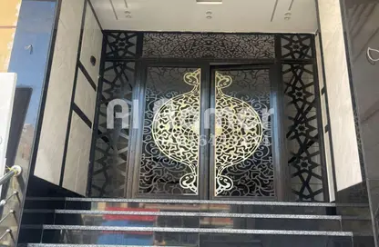 Apartment - 3 Bedrooms - 2 Bathrooms for sale in Baron School Street - Al Hadaba Al Wosta - Mokattam - Cairo