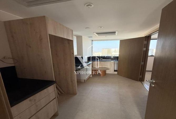 8374331 - Property Image 3