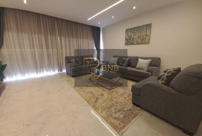 8328881 - Property Image 3