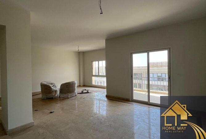 8008766 - Property Image 3