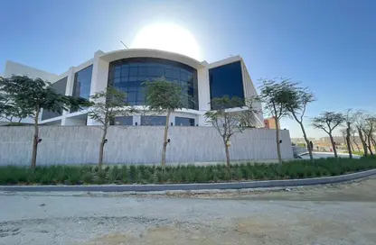 Office Space - Studio - 1 Bathroom for rent in The Hub - 5th Settlement Compounds - The 5th Settlement - New Cairo City - Cairo