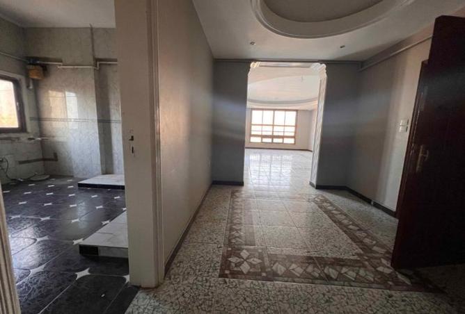 8144602 - Property Image 3