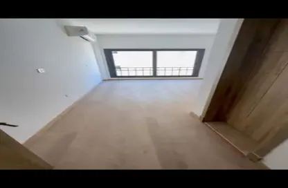 شقة - 3 غرف نوم - 2 حمامات للبيع في مون ريزيدنس - فيفث سكوير - التجمع الخامس - مدينة القاهرة الجديدة - القاهرة