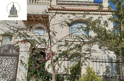 Villa - 5 Bedrooms - 3 Bathrooms for sale in South Investors Area - New Cairo City - Cairo