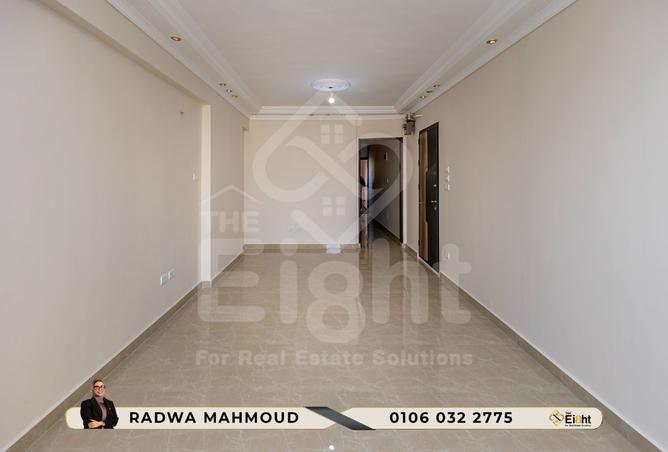 8305122 - Property Image 3