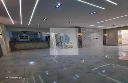 Apartment - 2 Bedrooms - 1 Bathroom for sale in Degla Palms - Al Wahat Road - 6 October City - Giza