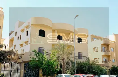 Apartment - 5 Bedrooms - 4 Bathrooms for sale in El Yasmeen 8 - El Yasmeen - New Cairo City - Cairo