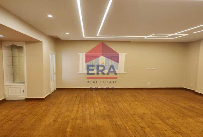 8176188 - Property Image 2