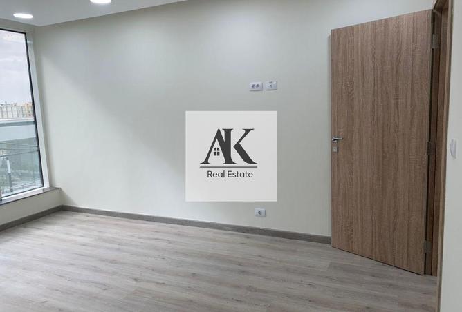 7952530 - Property Image 3