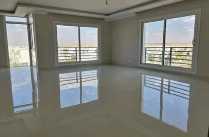 Apartment - 3 Bedrooms - 3 Bathrooms for sale in Hyde Park - 5th Settlement Compounds - The 5th Settlement - New Cairo City - Cairo