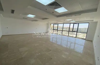 Office Space - Studio - 2 Bathrooms for sale in Mivida - 5th Settlement Compounds - The 5th Settlement - New Cairo City - Cairo