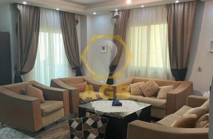 Apartment - 3 Bedrooms - 3 Bathrooms for sale in 3rd Neighborhood - 3rd District East - Shorouk City - Cairo