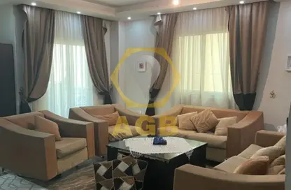 Apartment - 3 Bedrooms - 3 Bathrooms for sale in 3rd District East - Shorouk City - Cairo