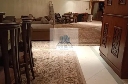 Apartment - 3 Bedrooms - 2 Bathrooms for sale in Dr Ismail Wahbi St. - 10th Zone - Nasr City - Cairo